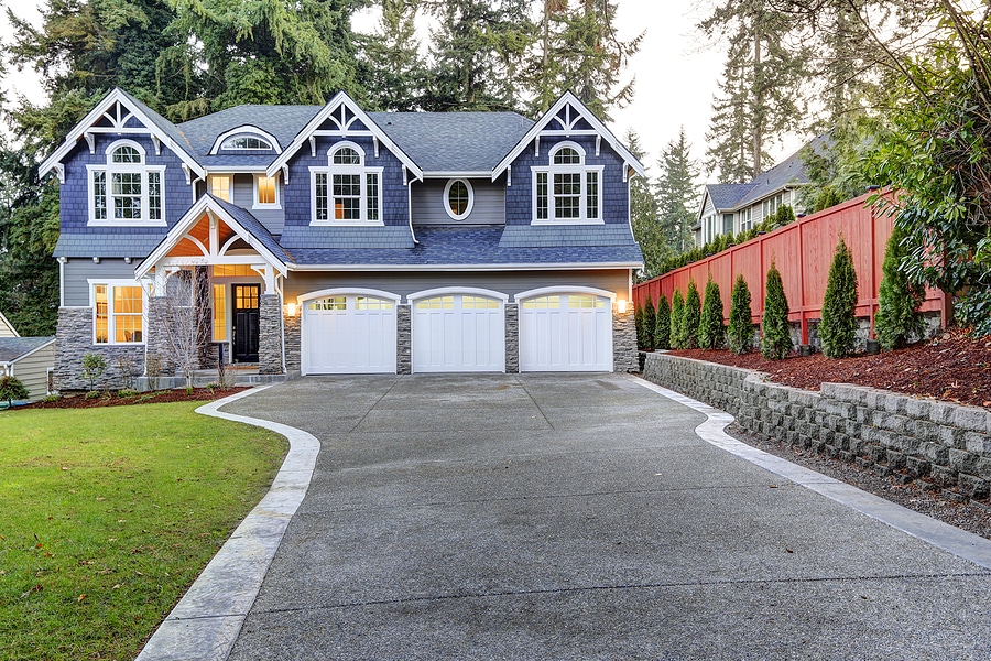 Spring Siding Guide: Vinyl versus Fiber Cement Siding in Maryland
